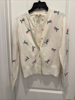 ANN MASHBURN Cream Cardigan with Pink Rose Embroidery